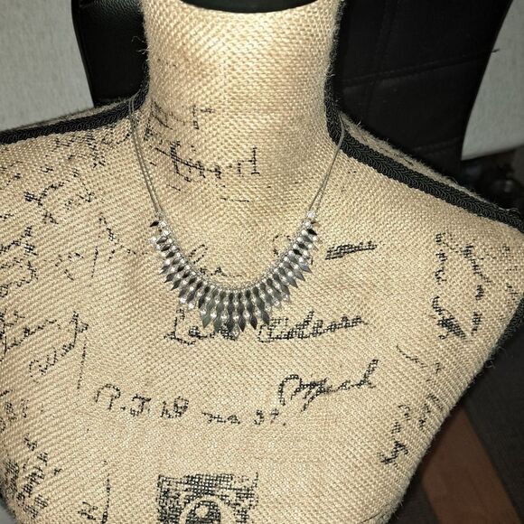 RARE GORGEOUS!! Brighton Silver 925 TRIBAL CHOKER Necklace In Heart Shaped Tin - Picture 5 of 14